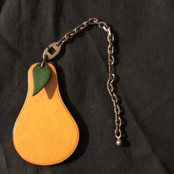 Hermès leather pair purse charm & Hermes box - Picture 2 of 13